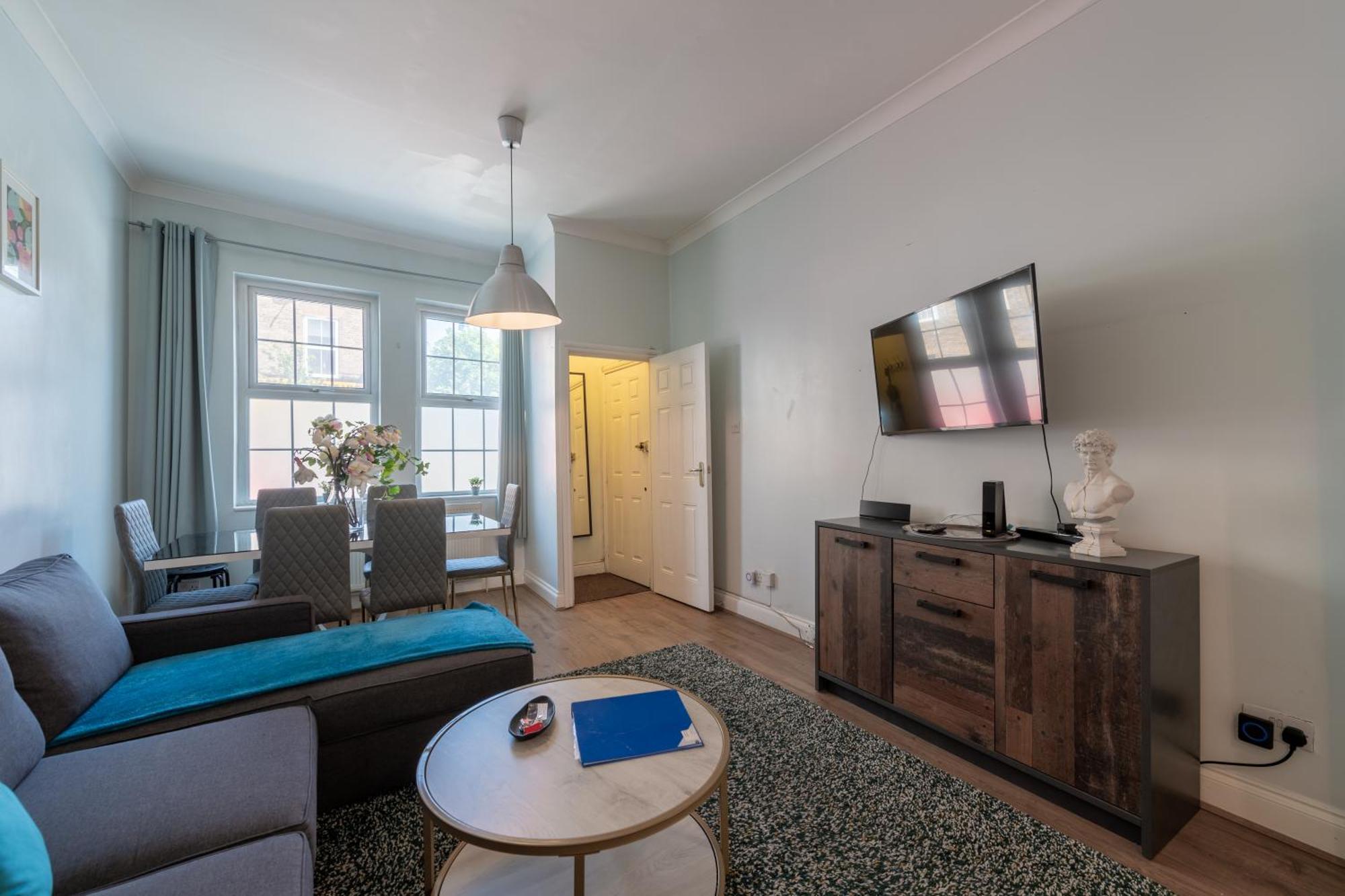 Spacious Comfy 2Br Flat London Bagian luar foto